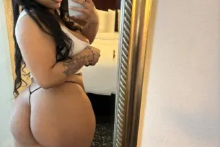 Blasian beauty in Seattle for the WEEKEND!! Duos available photo 6