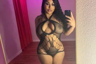 Blasian beauty in Seattle for the WEEKEND!! Duos available photo 7