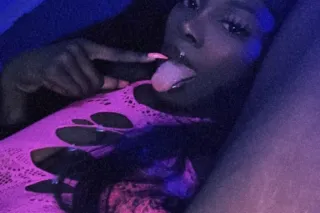 Incall Available Wet REAL Petite Ebony 💦💋🍫🏩 photo 2