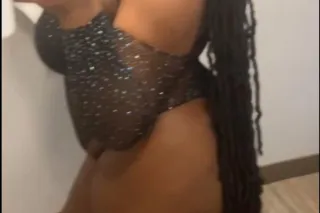 $75 10 min QUICK VISIT 😜 NEW HERE FROM CALI 💦fresh pussy photo 3
