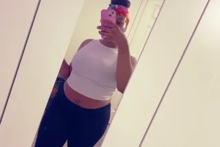Cum have fun with a sexyy chocolate creole squirter/ creamer😘💦💦