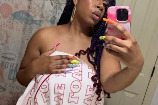 SEXY GIRL❤ NOTHING COMPARES