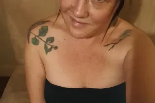 afternoon incall . cardates. its all fun. classy..descrete and ready to please photo 8