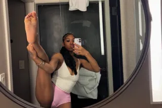 PETITE BROWNSKIN BABE SERIOUS INQUIRES ONLY AVAILABLE 24/7💋💋 photo 2