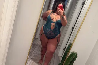 ✨I am a confident, playful, and magnetic✨ photo 2