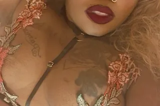 Good morning I need company Im alone and horny who can come help me get right I promise u will leave a happy man ! 60qv lets play babe Treat ur self to some sweet milk chocolate 🍫 😋 photo 5