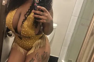 Incall ONLY!!!!! outcall uber provided for out Two girl special! $400 All must ft Verify , Facetime shows are available !! Lo right off highway photo 4