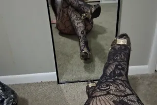 ComeAirBNBJ Come Unwind With Me 🫠🤗🤯🥳😻💘❤‍🔥💣💥🫴👀 photo 3