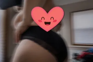 Cum Play On My Pretty Tittys Daddy😍💦 im always ready for you💋 Lets Have Fun😘💦