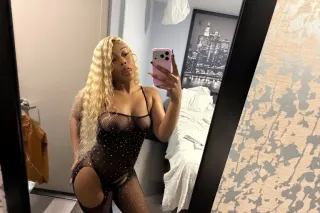PUERTO RICAN CAMBODIAN SLUT💦 photo 3