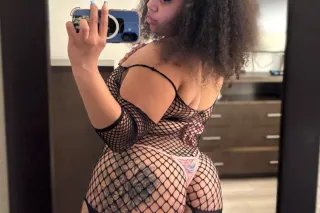 Luxury Companion, Clean and Classy 100 Real, Facetime Shows, Content