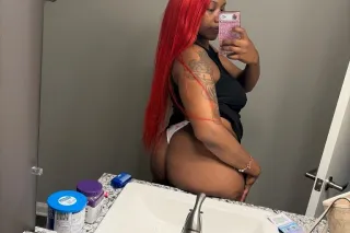 IM BACK COME & SEE ME 🍯🥰 photo 3
