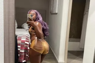 😌 Lets Have Fun cum😩 see me or i drive Sexy catch 😍me while you can 💦😩 IN CALLS