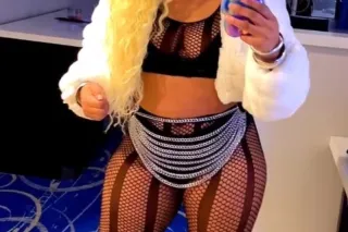 ⚠ DANGEROUS CURVES AHEAD ⚠ 💦💦 photo 2