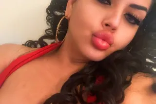 Valentina 💋La BBY Colombiana