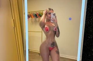chica nueva en la ciudad photo 1