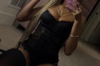 Your Dream Girl...🤭🤩 photo 5