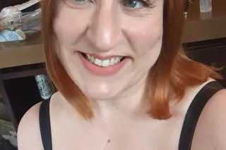 brains, boobs, beauty... wanna make out with your redhead goth GF! photo 4