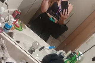 $80 SQV! Monday Moan Day Special! if you make me moan the dates on me! photo 4
