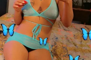 Petite Pretty Pink Pussyyy photo 3