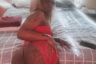 !!!😛Funsized Petite Playmaker👅💦 Four Feet Ten Spinner🌪 Available 24/7🐝 🥰😝 2 girls available !!! Outcalls photo 2