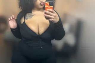 Big Booty Dominican ONLY HERE FOR ONE DAY 💋No meets after photo 3