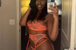 HOT Ebony Bombshell 🔥💣 Banging Body 🍑 Amazing Skills 👅💦 Ready 4 You 🤗 Available Now! photo 2