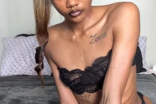 💦🔥💋 PETITE PRINCESS PERFECTION 💗😻 BILINGUAL 💦💋 100$ MORNING SPECIALS 👀 photo 2