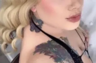 THICKKK BLONDE GREEN-EYED PAWG⭐🥂🍑💋 photo 5