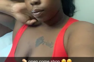 IM BACKKK❗NEW NUMBER❗Best Pussy n Throat Around🥰 Chocolately Slut wanting to be Fucked💦🐬 photo 3