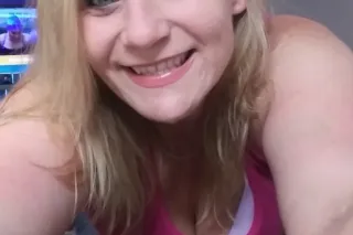 Fun Girl Nextdoor. Looking for Company photo 2