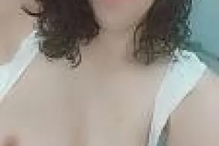 CUM SEE IF YOU CAN MAKE ME SQUIRT💦💦💦