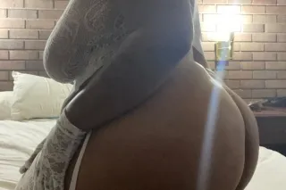 REAL MEN ONLY😩🍆 soooooo horny OLDER PREFERRED!! 😍 favorite porn star here🥰 photo 8