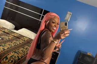 LAST NIGHT HERE 🚨 Cum have FUN😝 photo 6