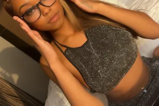 charlie💋 discreet & petite photo 4