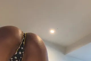 COME SEE ABOUT THE ARCH IN MY BACK 💦😋😝 photo 3