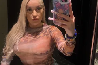 blonde bombshell back intown only here a coupke days lets party photo 4