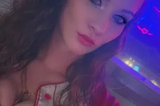 😍💦🔥 CUM & HIT THIS THICK BLUE EYED FREAKY BADDIE UP 😍💦🔥 photo 8
