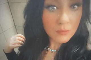 snapchat shut down text nimber in my pics