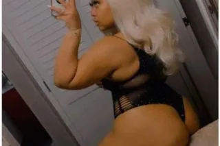 Available Here For A Good Time Not A Long Time *Throatgoat in town come see me