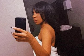 freaky aF ❤🌸 Catch a NEW vibe✨ Petite, curvy & Sensual 💗 Bubble 🫧 booty cutie🤩💋 FUN & bubbly 🫧EXOTIC ebony Playmate🏆SNUG😈 & Toned✨AMAZING Mouth! photo 2