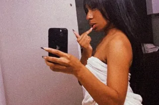 freaky aF ❤🌸 Catch a NEW vibe✨ Petite, curvy & Sensual 💗 Bubble 🫧 booty cutie🤩💋 FUN & bubbly 🫧EXOTIC ebony Playmate🏆SNUG😈 & Toned✨AMAZING Mouth! photo 1