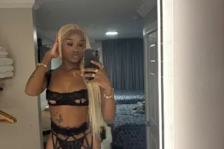 CUM AND PLAY 👅💦🍫 photo 5