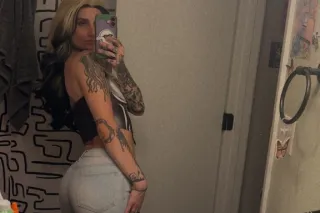 sexy blonde southern belle photo 3
