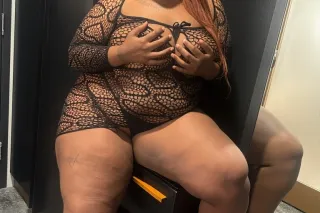 AVAILABLE NOW 🤑 BIG BOOTY GODDESS 😍 CUM SLUT ME OUT 💦 photo 2