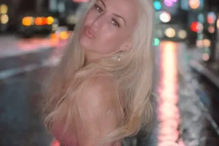 PSA this ad is coming down so if you're interested get my number too much creep shit going on, also too much rude financially challenged people, I'm out for a while maybe forever photo 3