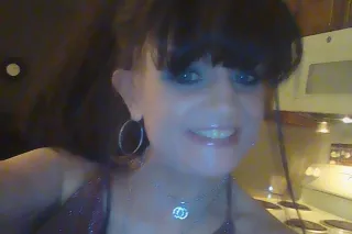 i need help getting my washer and couch in my house. before domekn steals it. ✌💋👍💓😘 photo 2