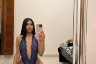 🍑💦👅Latina caliente Lo mejor en la zona 🍑💦👅