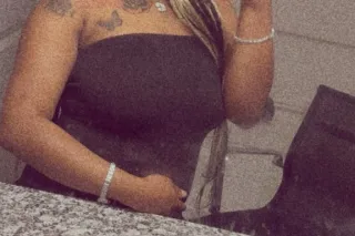 Here for a Good Time Not A long Time Ask About 2 Girls Special photo 3