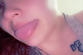 Juicy Wett Creamy Pussy available now bb photo 3